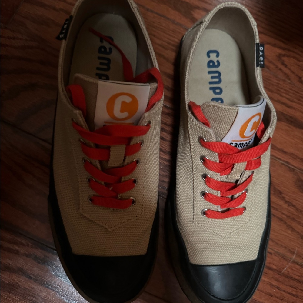 Camper sneaker size 38